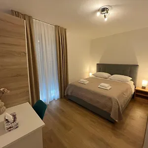 Apartamento Renata